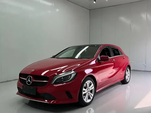 Mercedes-Benz A-Class (Import) 2016 A 200 Dynamic