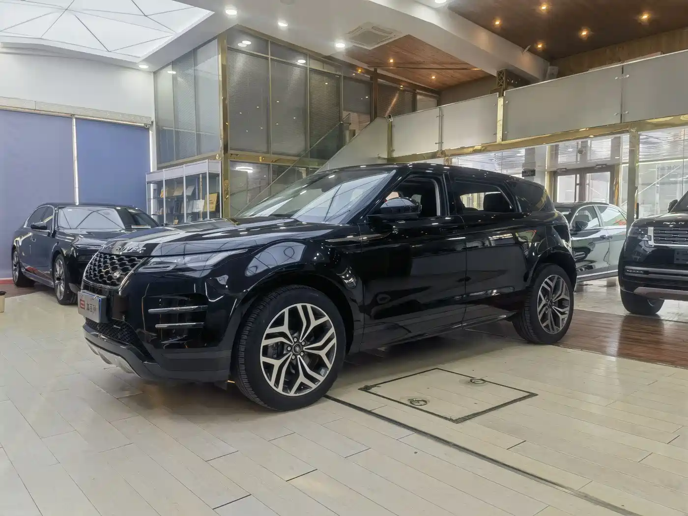Land Rover Range Rover Evoque 2023 Range Rover Evoque L 249PS Luxury Edition