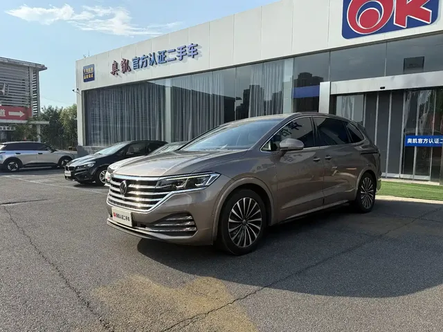 Volkswagen Viloran 2020 380TSI Premium