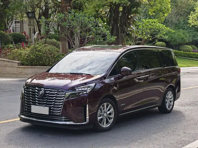 Buick GL8 2023 Avenir 6-Seater Executive Edition