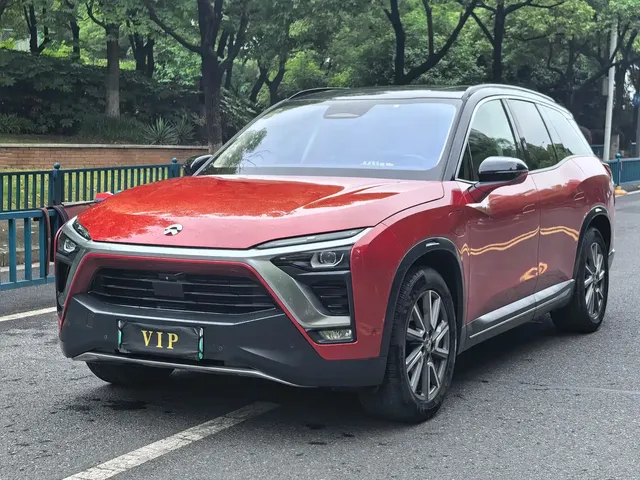 NIO ES8 2018 425KM Base Edition 6-Seater
