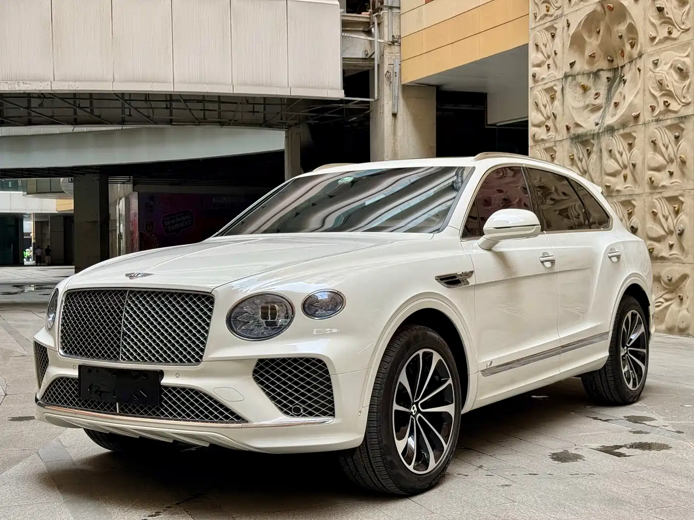 Bentley Bentayga 2022 4.0T V8