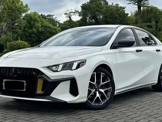 GAC Trumpchi Emkoo 2021 270T DCT J15 Edition