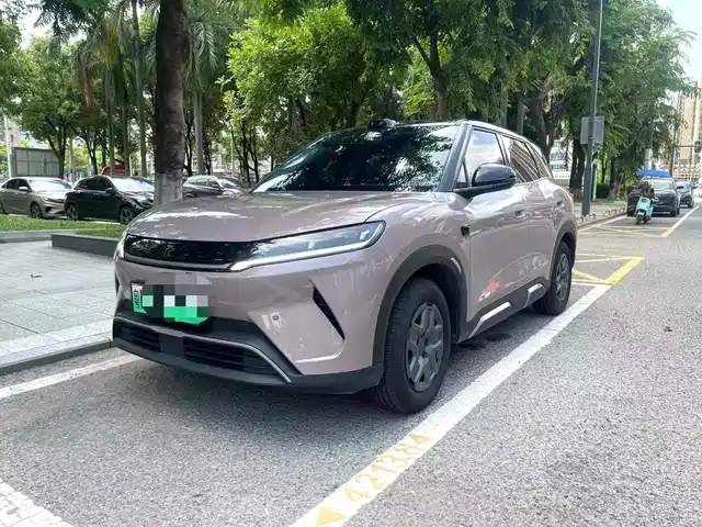BYD Yuan UP 2025 Smart Drive Edition 401KM Surpassing Type