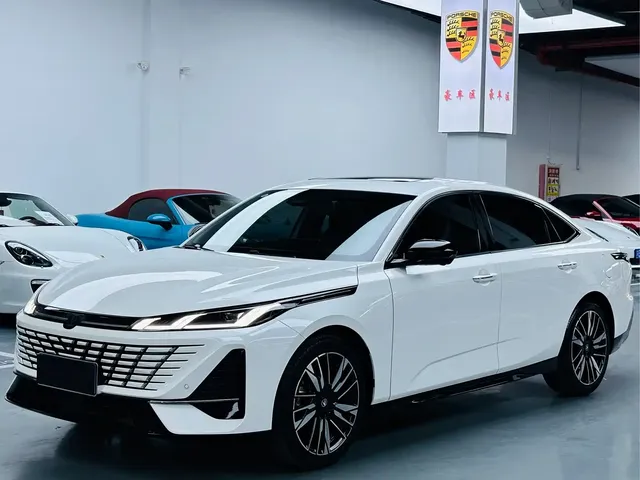 Changan Eado 2025 Model Year Facelift 1.5T 500Bar Premium Edition