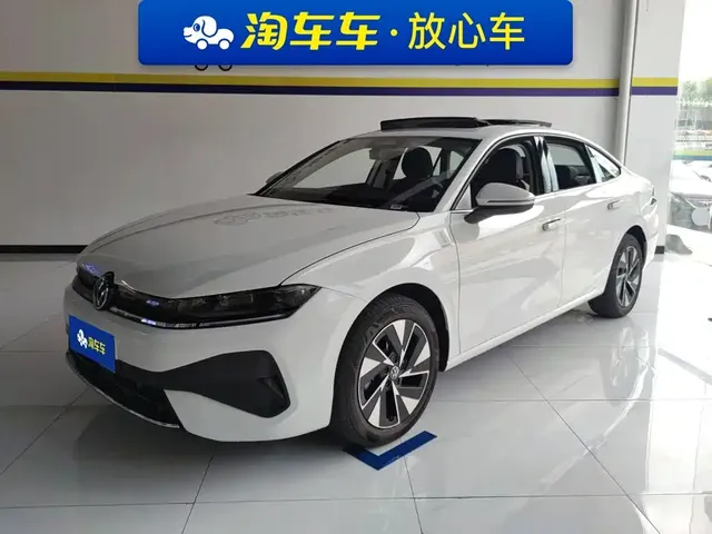 Volkswagen Sagitar 2025 300TSI DSG Mid-range Edition