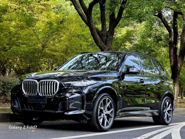 BMW X5 2025 Model xDrive 30Li Exclusive M Sport Blackout Package