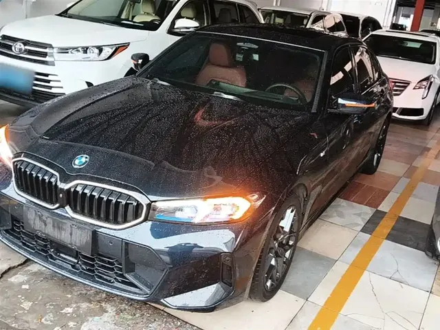 BMW 3 Series 2025 330Li Premium M Sport Night Edition