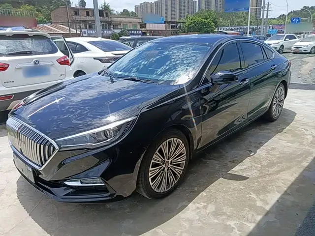 Hongqi H5 2022 Classic Facelift 1.8T Automatic Smart Connect Flag Enjoyment Edition
