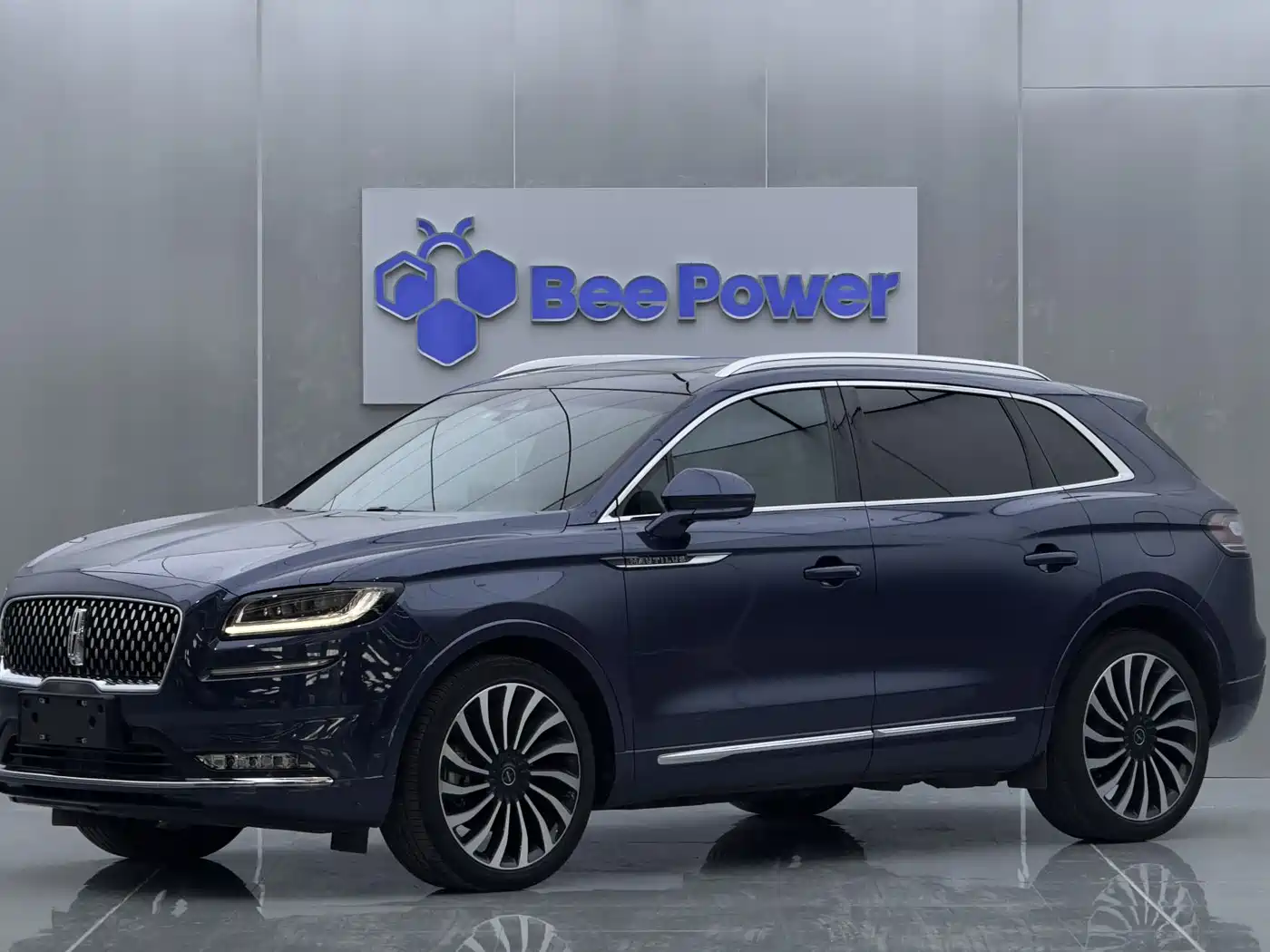 Lincoln Nautilus 2021 2.7T AWD Presidential