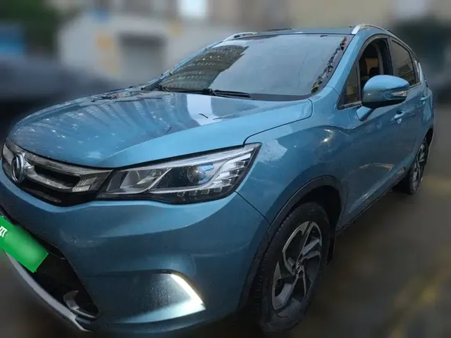 Dongfeng Aeolus Dongfeng Fengshen AX5 2017 1.4T Automatic Fun Joy Internet Version