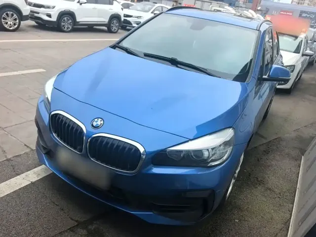 BMW 2 Series Touring 2018 218i Sport Line