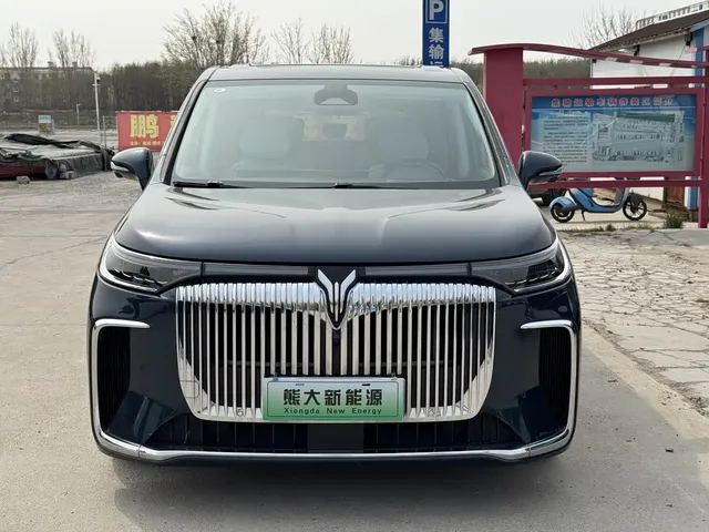 Voyah Auto Voyah Dreamer 2025 PHEV AWD Flagship Kunpeng Edition