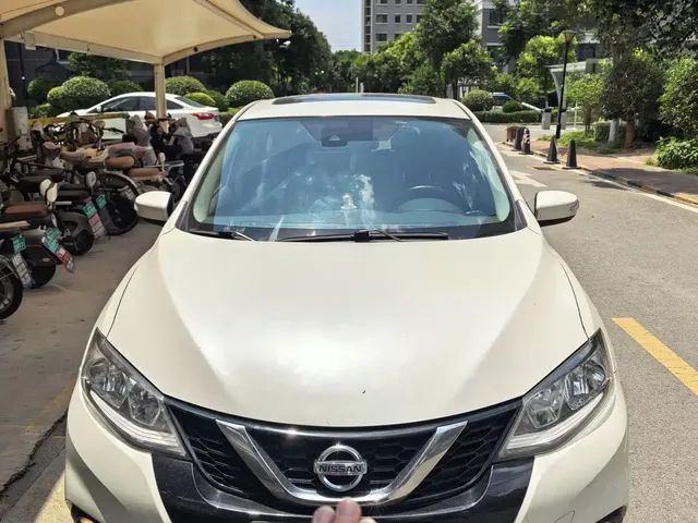Nissan Tiida 2020 1.6L CVT Smart Edition