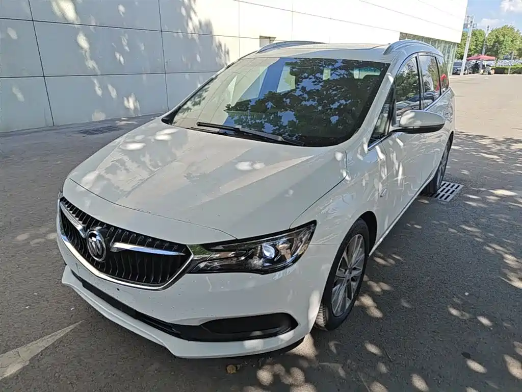 Buick GL6 2021 323T Mild Hybrid Connected Luxury