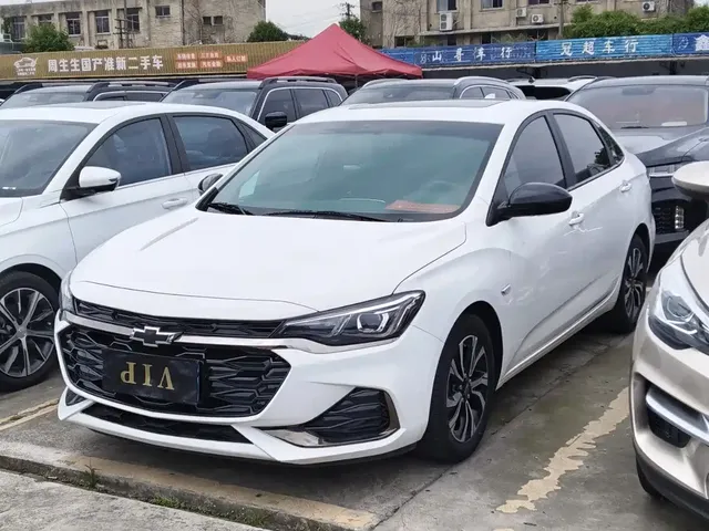 Chevrolet Monza 2019 RS 330T Auto Smooth Edition China VI