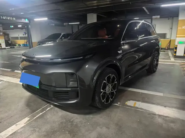 Li Auto Li L8 2023 Pro