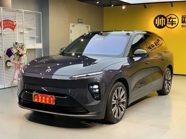 NIO ES8 2024 75kWh
