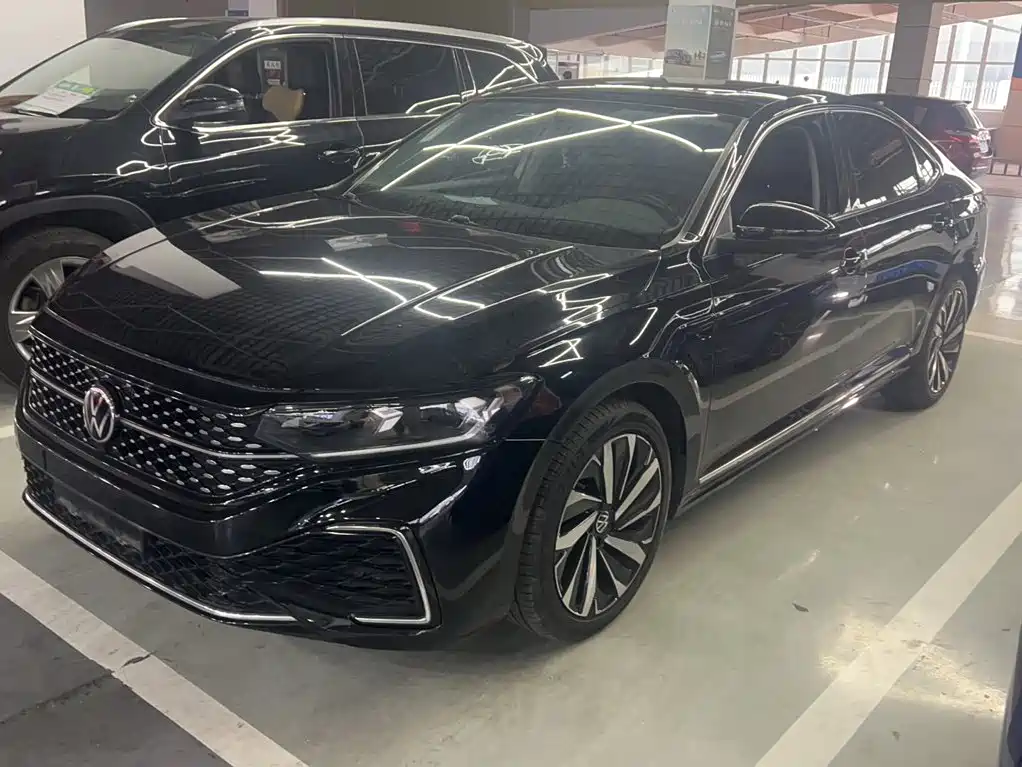 Volkswagen Passat 2022 330TSI Starlight Elite Edition