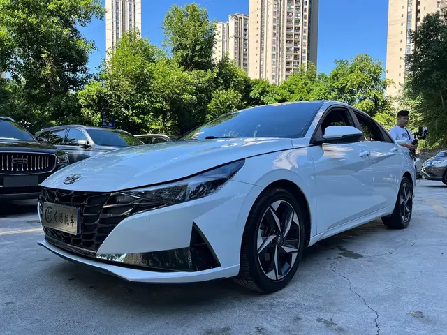 Hyundai Elantra 2022 1.5L CVT GLX Elite Edition