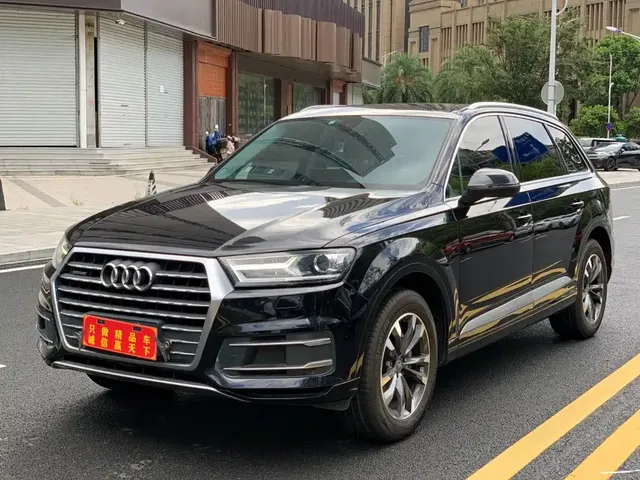 Audi Q7 2018 40 TFSI Comfort