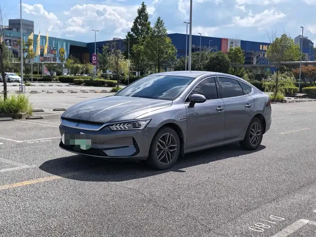 BYD Qin PLUS 2023 Champion Edition EV 420KM Leading Type