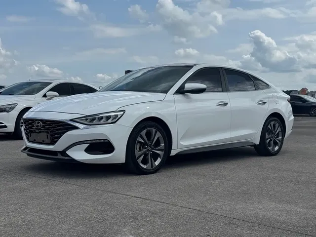 Hyundai Fista 2019 280TGDi Sport Edition China VI