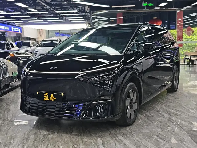 XPeng X9 2024 640 AWD High Performance Max