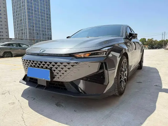 Changan UNI-V 2024 1.5T Deluxe