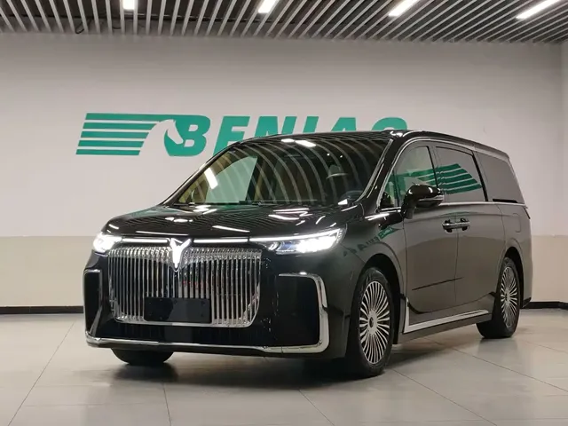 Voyah Auto Voyah Dreamer 2025 PHEV 4WD Kunpeng Premium Edition