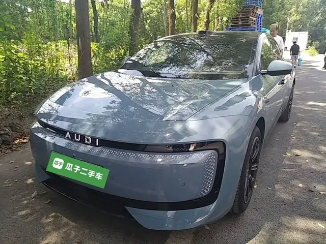 Audi E5 Sportback 2025 300kw 2WD