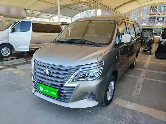 Dongfeng Fengxing Lingzhi 2023 M5L 1.6L Base Model 5-Seater