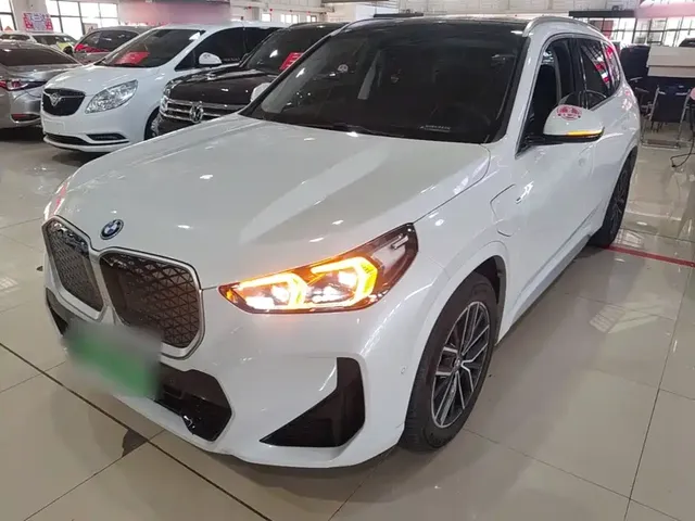 BMW iX1 2025 eDrive25L M Sport Package