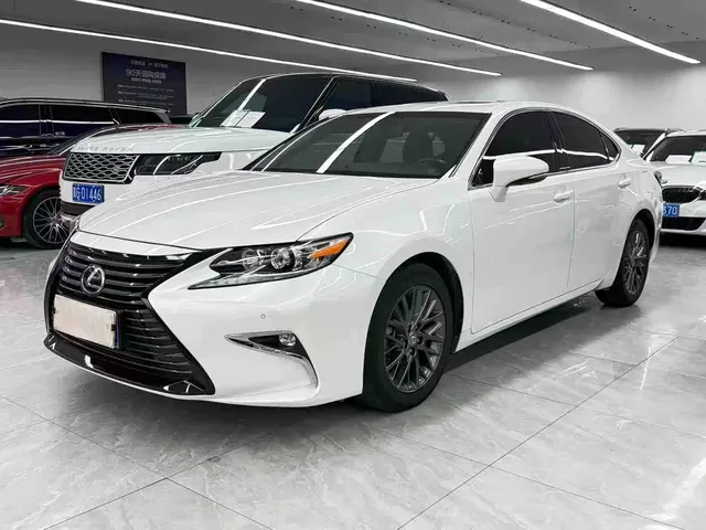 Lexus ES 2017 200 30th Anniversary Edition
