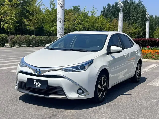 Toyota Levin 2017 Facelift Hybrid 1.8H GS E-CVT Elite Sunroof Edition China V