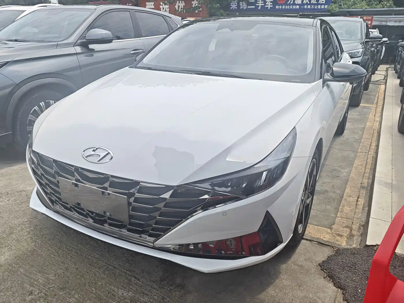 Hyundai Elantra 2021 1.5L CVT GLS Leading Edition