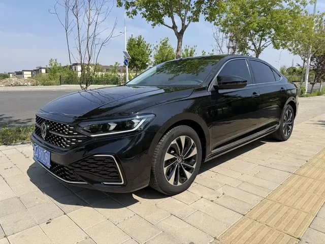 Volkswagen Passat 2023 Facelift 280TSI Elite Edition