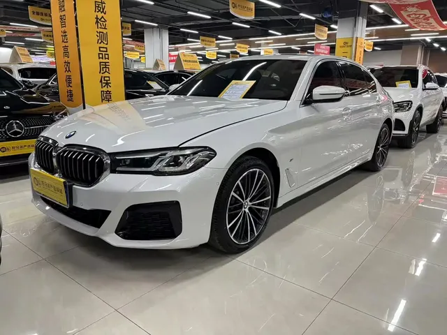 BMW 5 Series 2022 Facelift 530Li Leading M Sport Package