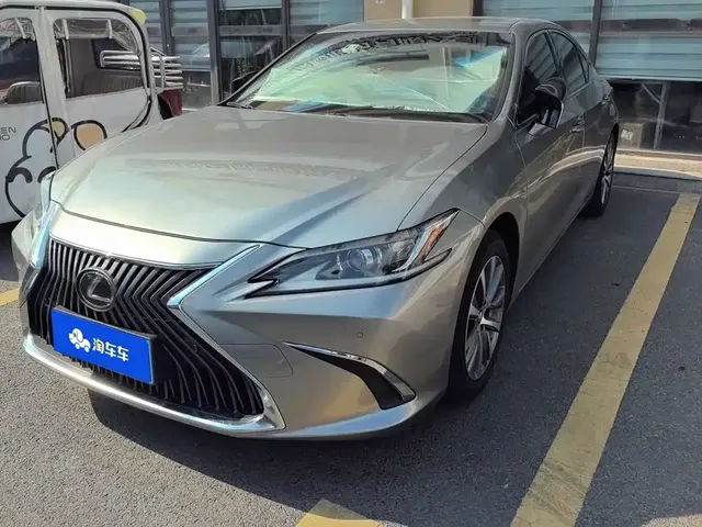 Lexus ES 2020 200 Excellence