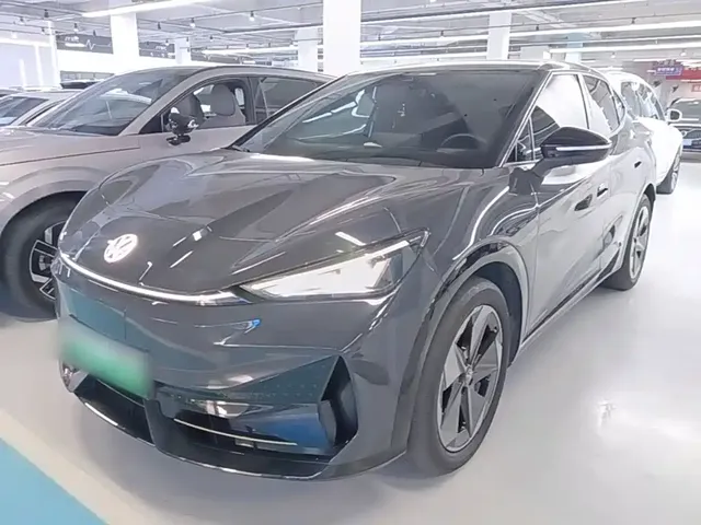 Volkswagen Unique 06 2025 Pure