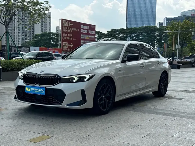 BMW 3 Series 2025 330Li M Sport Night Edition