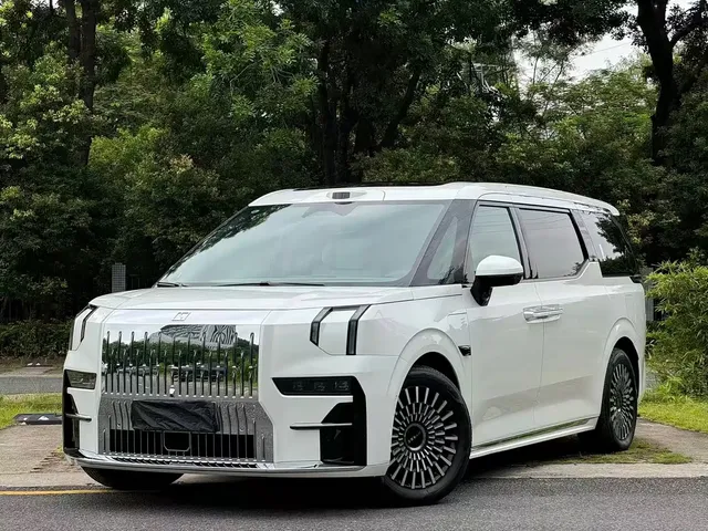 ZEEKR 009 2024 7-Seat Aisle AWD Version 108kWh