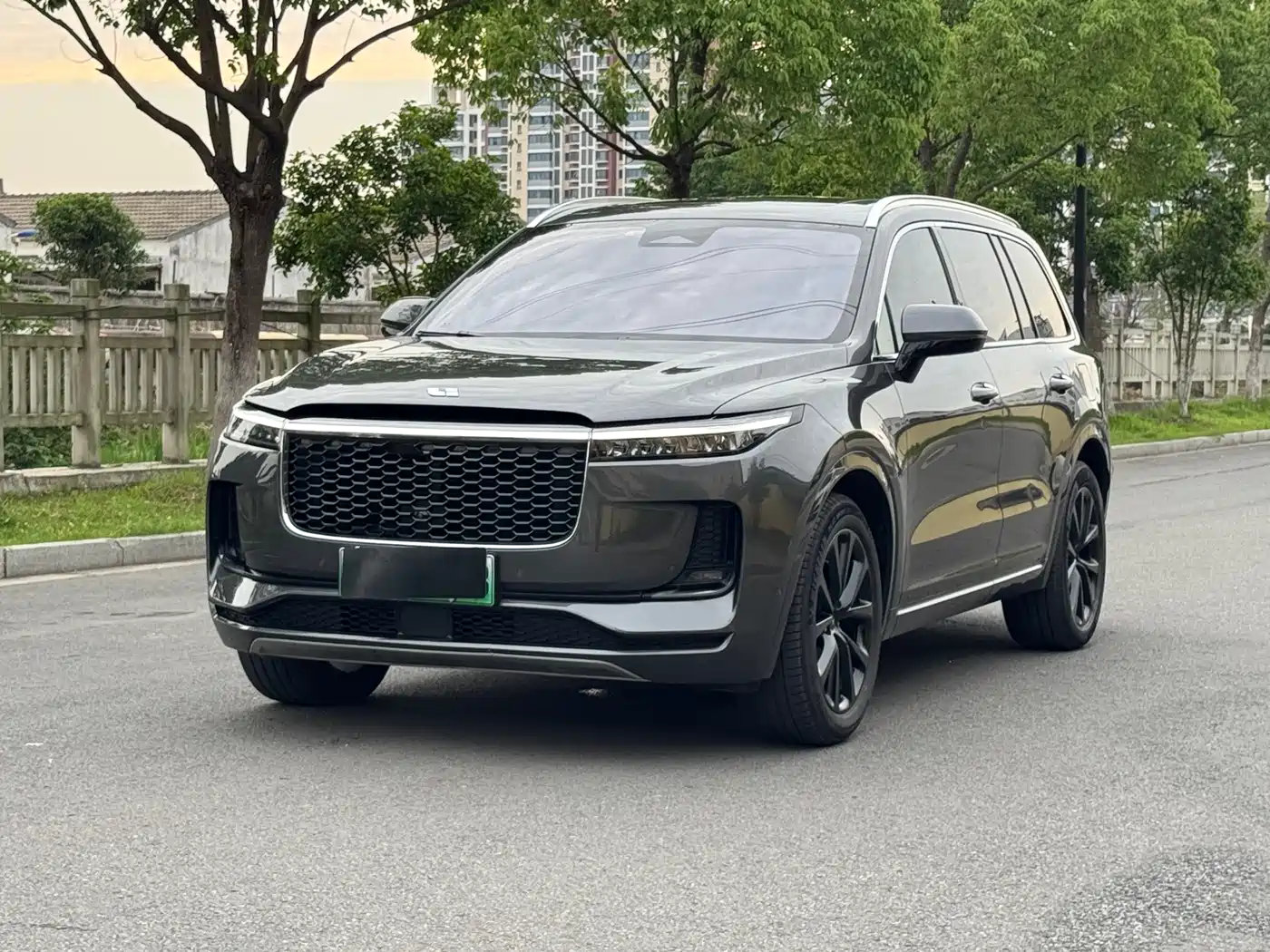 Li Auto Li ONE 2021 Extended Range 6-Seater