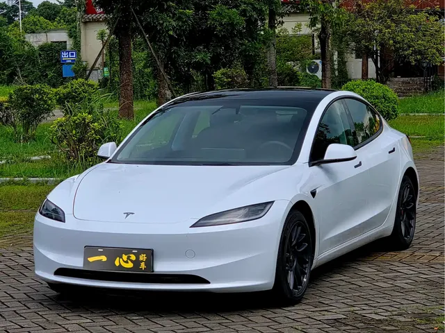 Tesla Model 3 2023 Long Range All-Wheel Drive