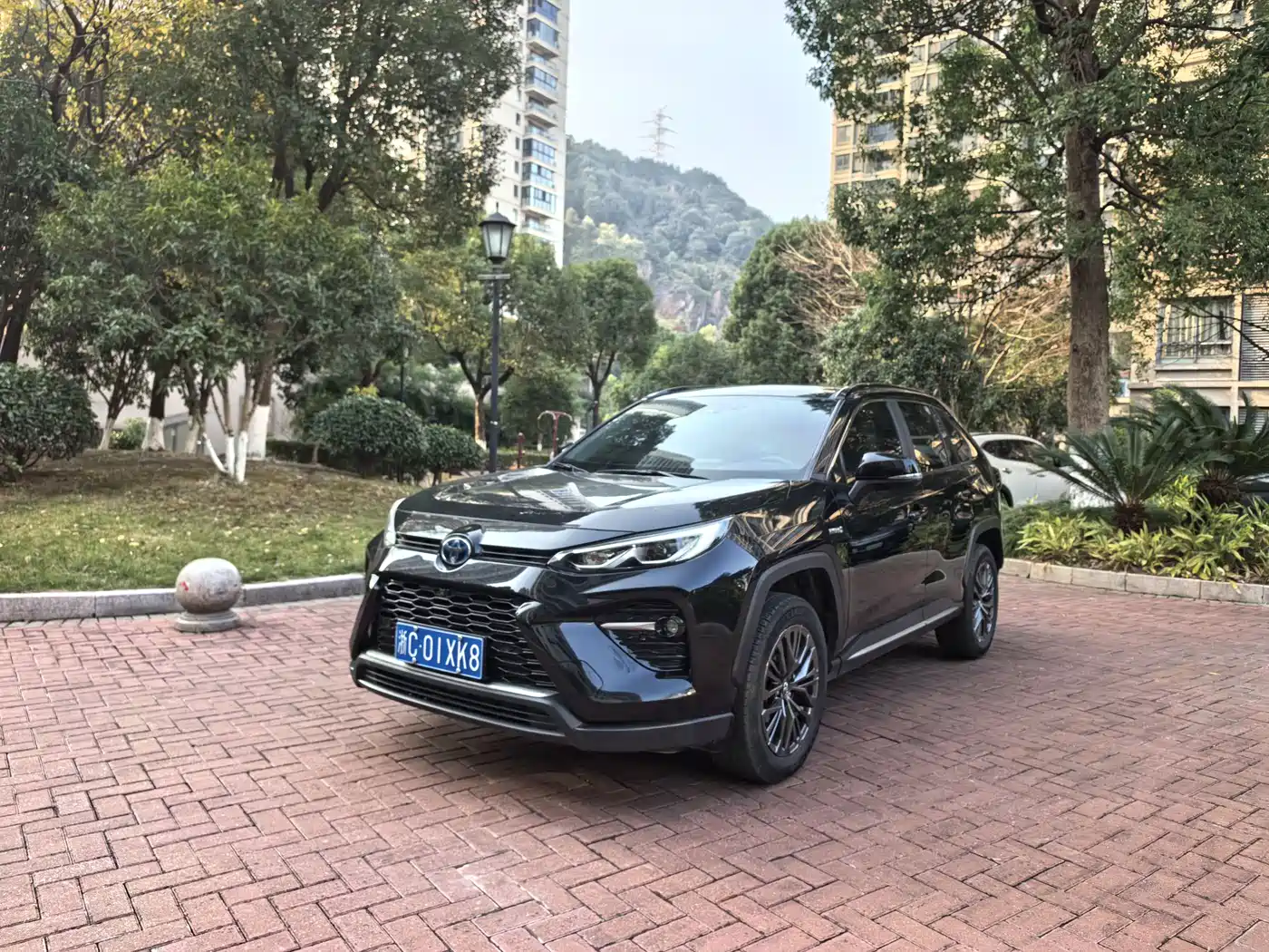 Toyota Wildlander 2024 Hybrid 2.5L E-CVT FWD Luxury PLUS Edition