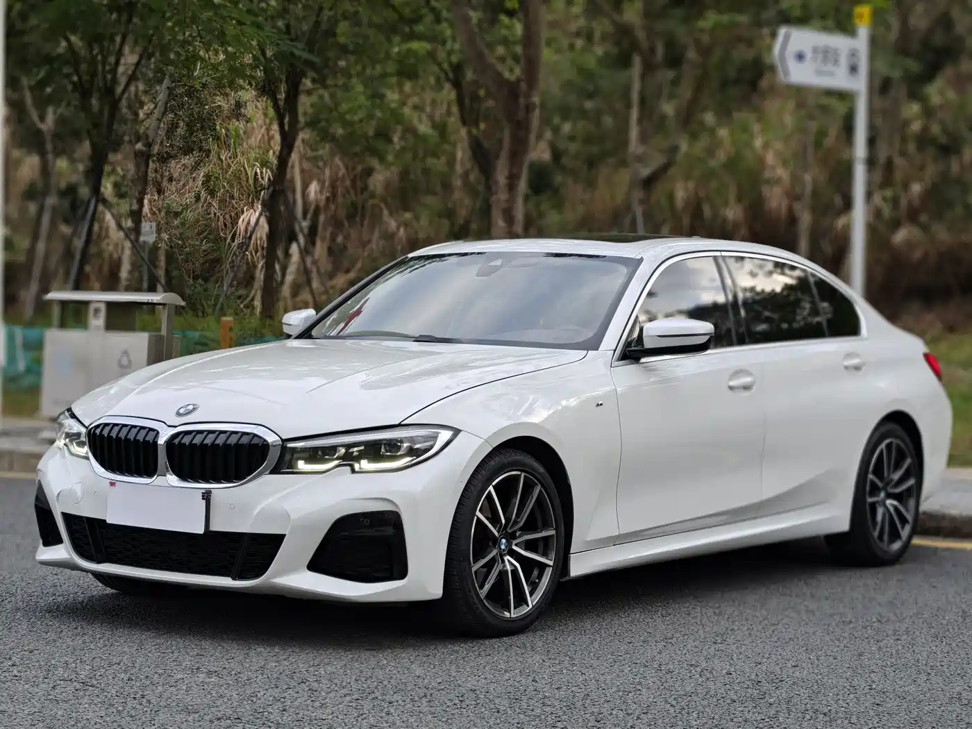BMW 3 Series 2020 325Li M Sport Package