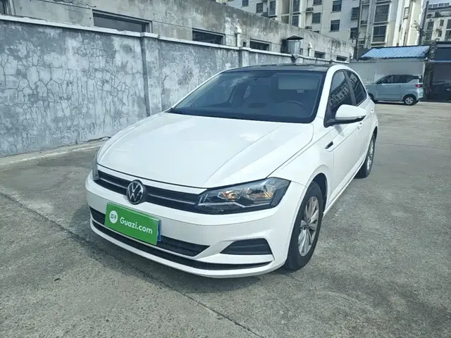 Volkswagen Polo 2021 Plus 1.5L Automatic Colorful Tech Edition