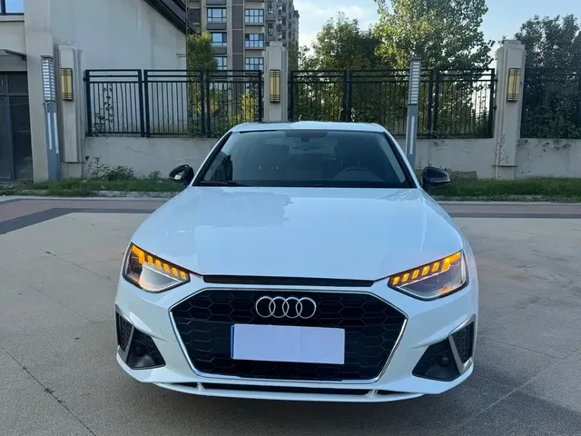 Audi A4L 2021 40 TFSI Premium Life Edition