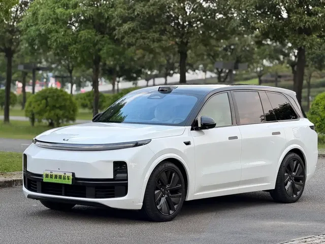 Li Auto Li Xiang L9 2023 Model Pro