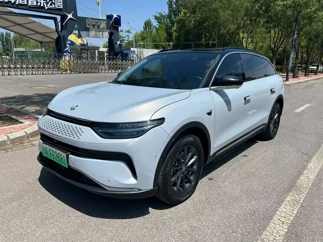 Leapmotor C11 2023 Extended Range 300 Smart Edition